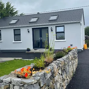 Apartment Tigh Noor - Escape To Kinvara By The Sea!, Galway